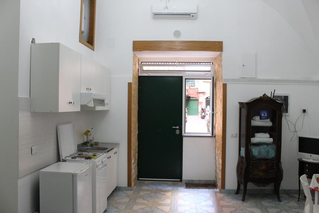 Nacity Holiday Home เนเปิลส์ ภายนอก รูปภาพ